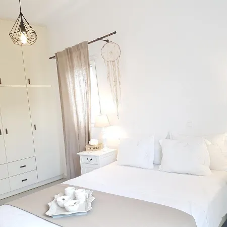 Artemis Sunny * Antiparos