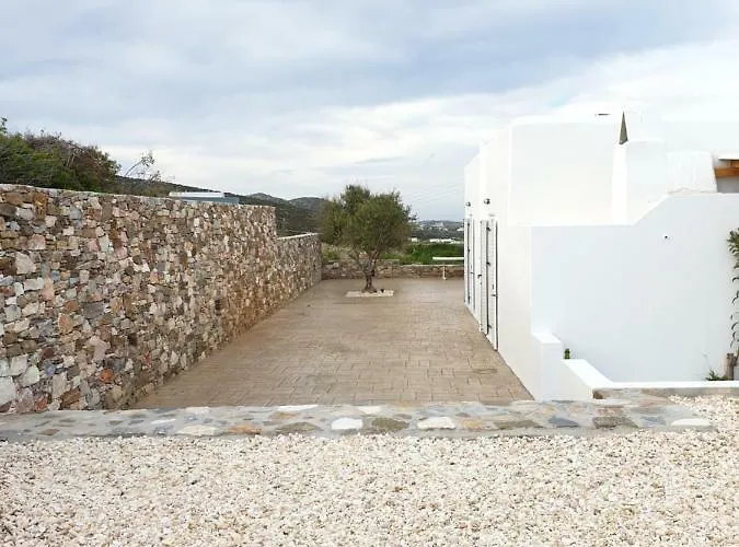 Artemis Sunny Lantställe Antiparos Town